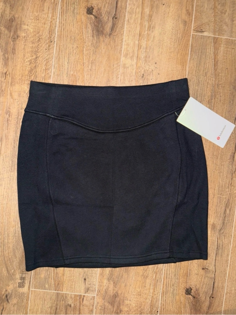 Lululemon Scuba HR Mini Skirt